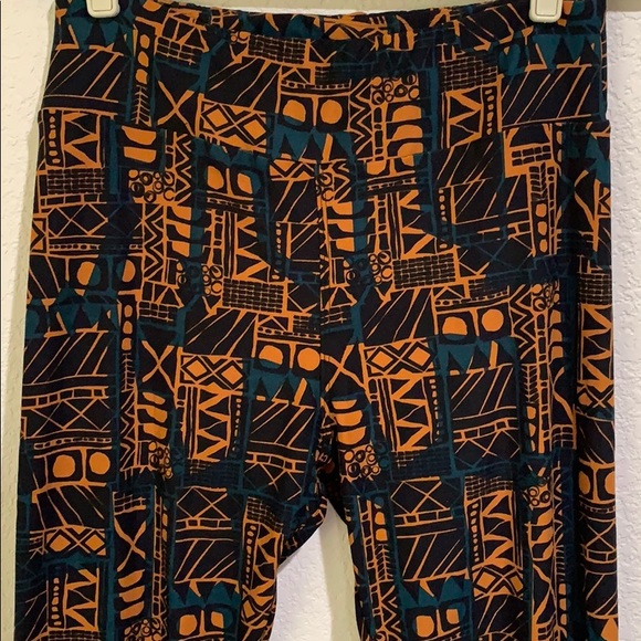 NWT Tall and Curvy LuLaRoe Leggings - Picture 2 of 4